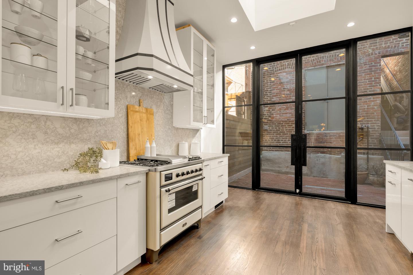 1845 VERNON ST NW, WASHINGTON, District Of Columbia 20009, 4 Bedrooms Bedrooms, ,3 BathroomsBathrooms,Residential,For sale,1845 VERNON ST NW,DCDC2227926 MLS # DCDC2227926