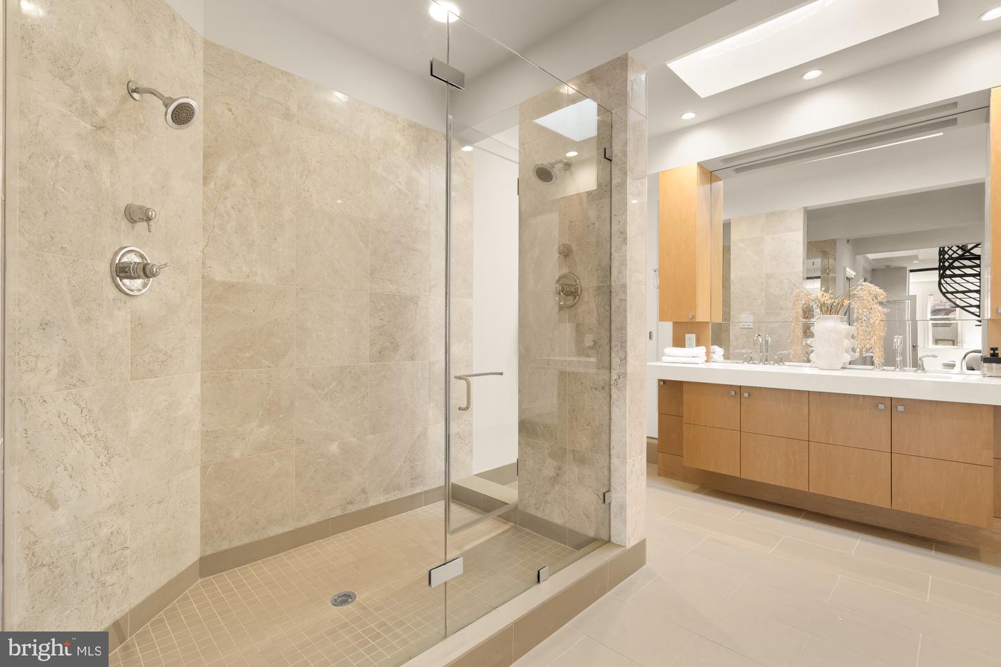1845 VERNON ST NW, WASHINGTON, District Of Columbia 20009, 4 Bedrooms Bedrooms, ,3 BathroomsBathrooms,Residential,For sale,1845 VERNON ST NW,DCDC2227926 MLS # DCDC2227926