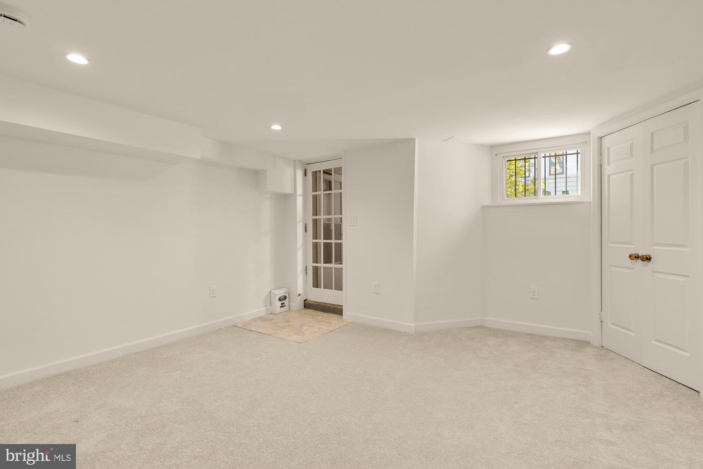 1845 VERNON ST NW, WASHINGTON, District Of Columbia 20009, 4 Bedrooms Bedrooms, ,3 BathroomsBathrooms,Residential,For sale,1845 VERNON ST NW,DCDC2227926 MLS # DCDC2227926