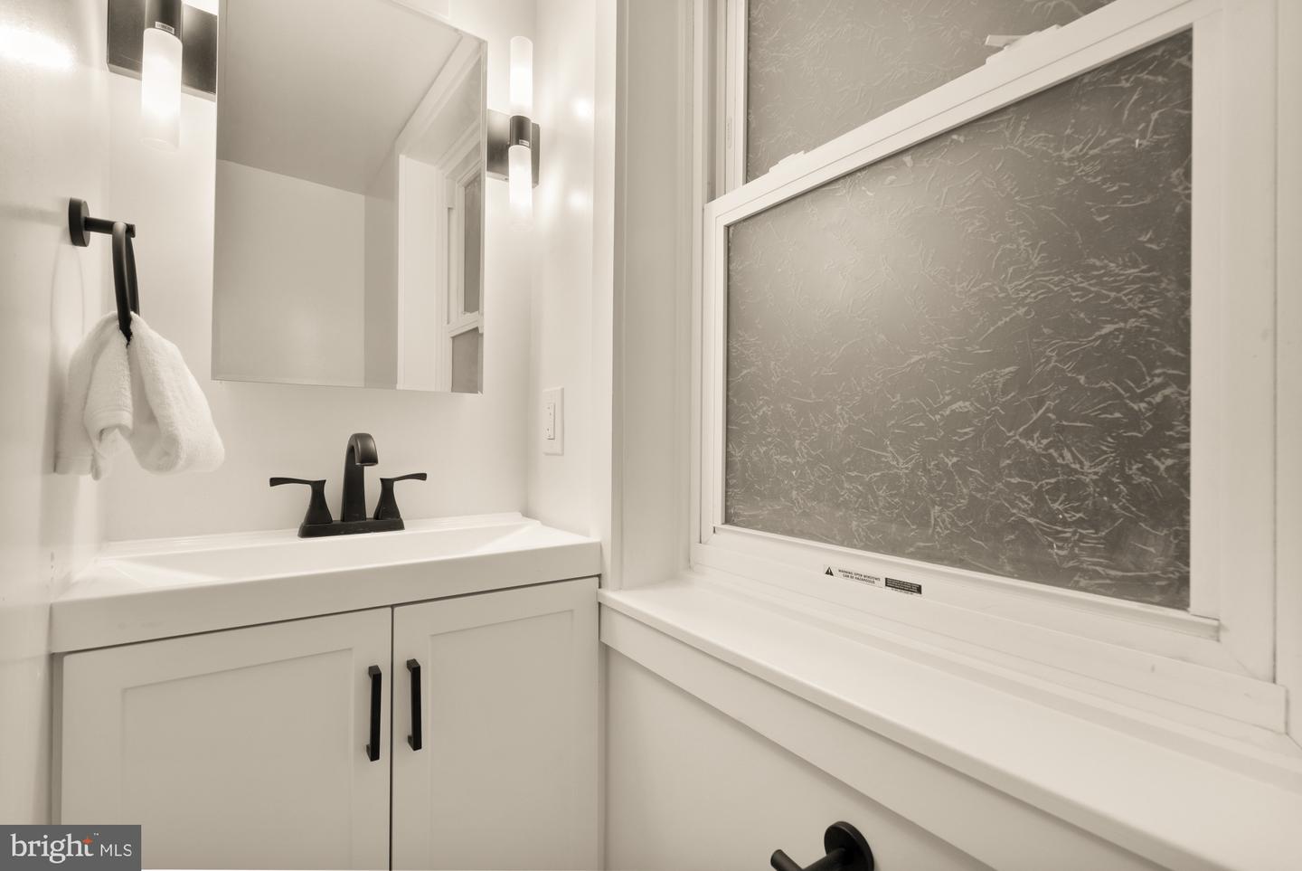 1845 VERNON ST NW, WASHINGTON, District Of Columbia 20009, 4 Bedrooms Bedrooms, ,3 BathroomsBathrooms,Residential,For sale,1845 VERNON ST NW,DCDC2227926 MLS # DCDC2227926