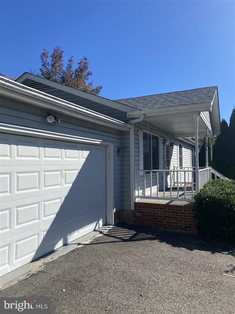 5903 GRIFFITH WAY, FREDERICKSBURG, Virginia 22407, 3 Bedrooms Bedrooms, ,1 BathroomBathrooms,Residential,For sale,5903 GRIFFITH WAY,VASP2037064 MLS # VASP2037064