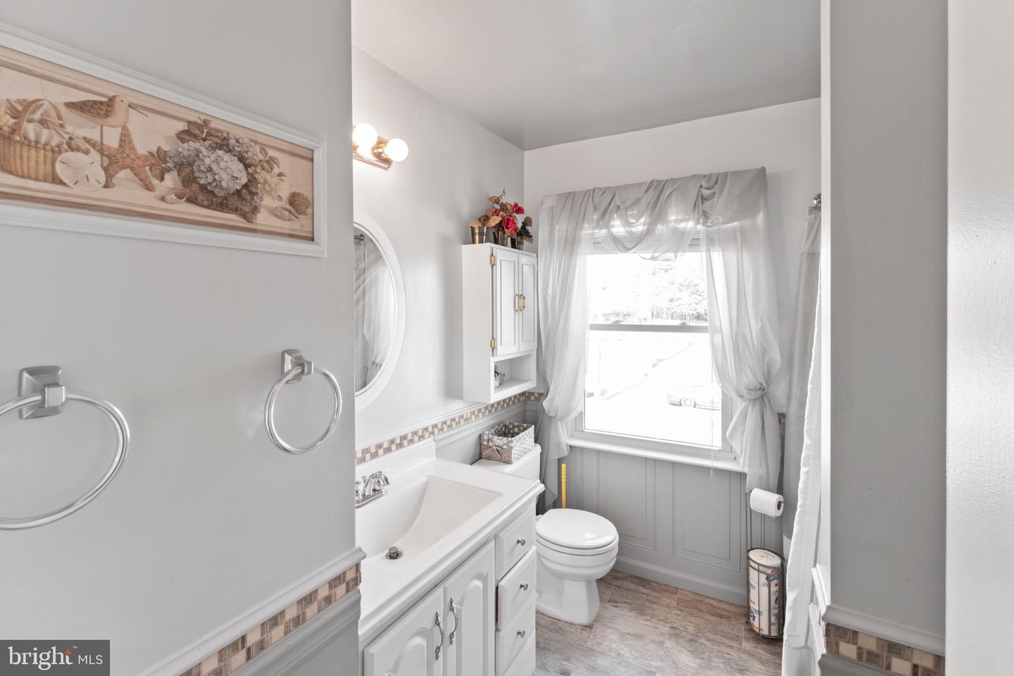 12975 RIDGEMIST LN, FAIRFAX, Virginia 22033, 3 Bedrooms Bedrooms, 14 Rooms Rooms,3 BathroomsBathrooms,Residential,For sale,12975 RIDGEMIST LN,VAFX2275174 MLS # VAFX2275174