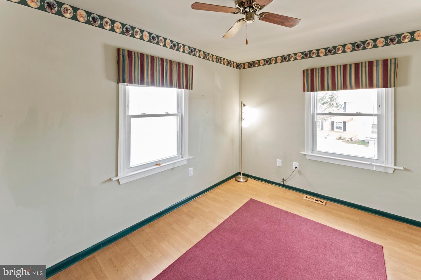 12975 RIDGEMIST LN, FAIRFAX, Virginia 22033, 3 Bedrooms Bedrooms, 14 Rooms Rooms,3 BathroomsBathrooms,Residential,For sale,12975 RIDGEMIST LN,VAFX2275174 MLS # VAFX2275174