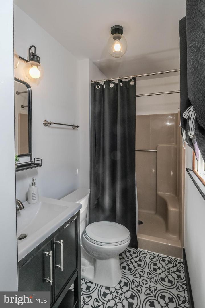 1461 LINDEN ST, FRONT ROYAL, Virginia 22630, 4 Bedrooms Bedrooms, ,2 BathroomsBathrooms,Residential,For sale,1461 LINDEN ST,VAWR2012596 MLS # VAWR2012596