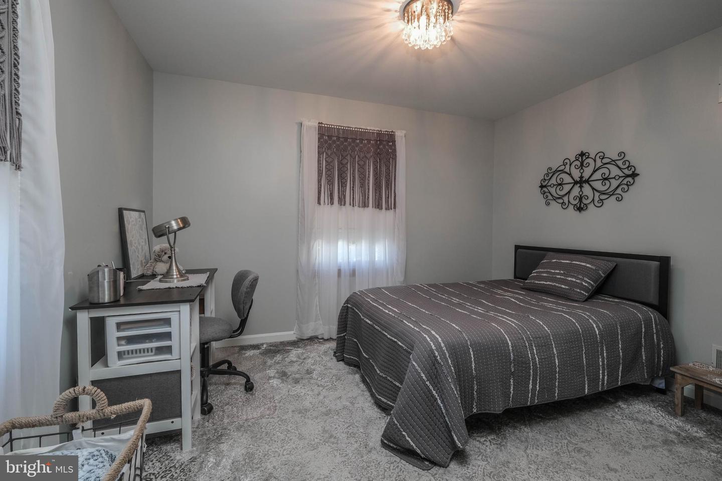 1461 LINDEN ST, FRONT ROYAL, Virginia 22630, 4 Bedrooms Bedrooms, ,2 BathroomsBathrooms,Residential,For sale,1461 LINDEN ST,VAWR2012596 MLS # VAWR2012596