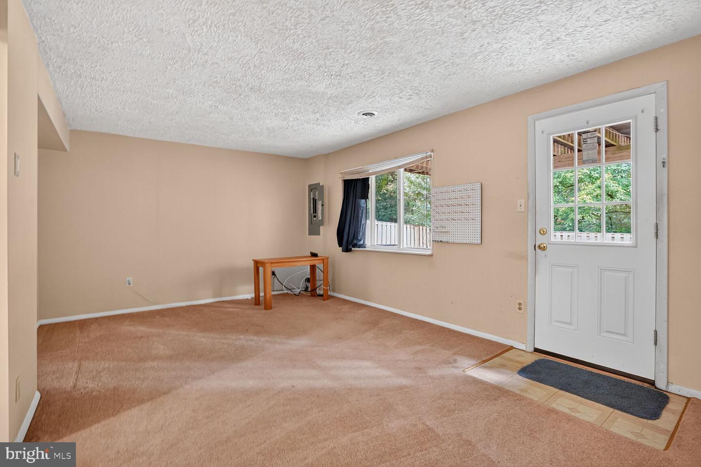 3642 WOODHAVEN CT, WOODBRIDGE, Virginia 22192, 3 Bedrooms Bedrooms, ,2 BathroomsBathrooms,Residential,For sale,3642 WOODHAVEN CT,VAPW2106362 MLS # VAPW2106362