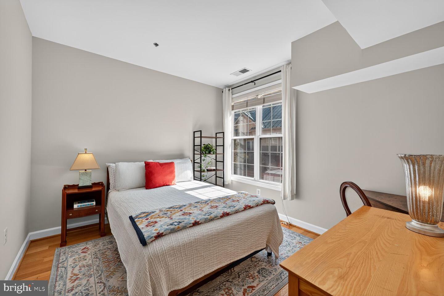 2330 14TH ST N #205, ARLINGTON, Virginia 22201, 1 Bedroom Bedrooms, ,1 BathroomBathrooms,Residential,For sale,2330 14TH ST N #205,VAAR2065166 MLS # VAAR2065166