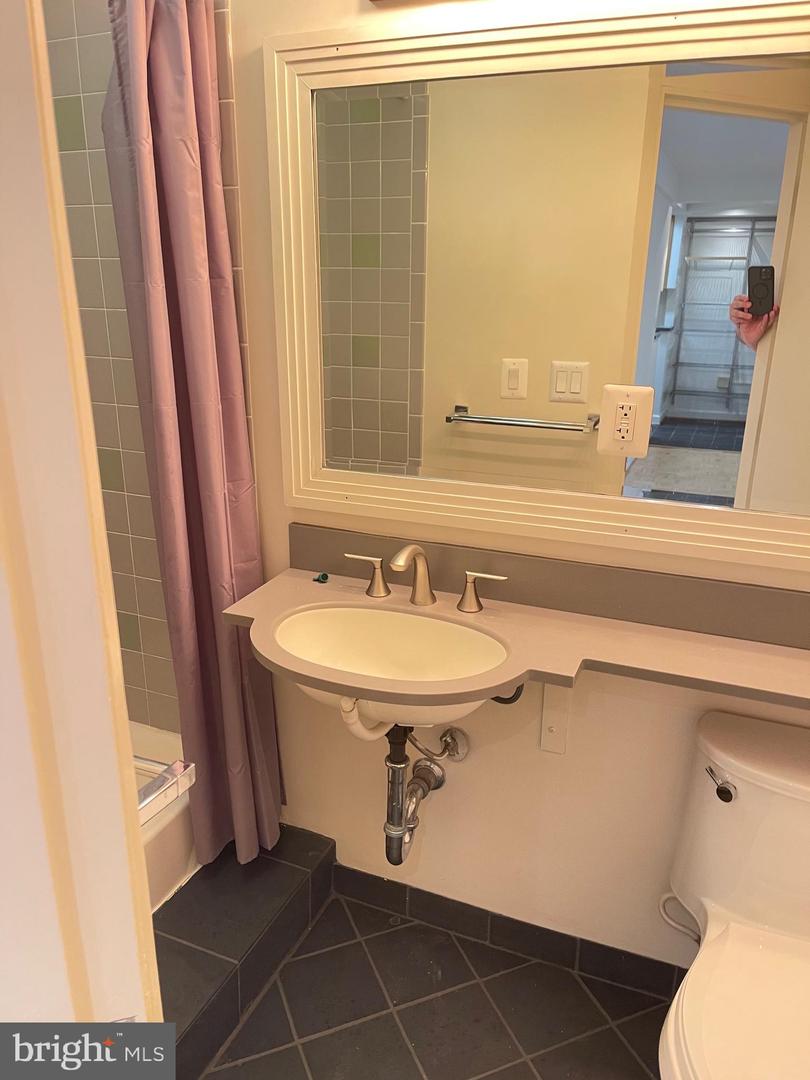2500 Q ST NW #201, WASHINGTON, District Of Columbia 20007, 1 Bedroom Bedrooms, ,1 BathroomBathrooms,Residential,For sale,2500 Q ST NW #201,DCDC2227776 MLS # DCDC2227776