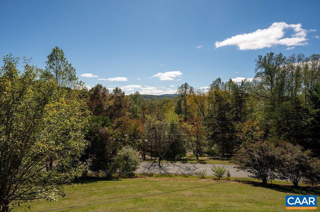 3630 GLENAIRE DR, CHARLOTTESVILLE, Virginia 22901, 4 Bedrooms Bedrooms, ,3 BathroomsBathrooms,Residential,For sale,3630 GLENAIRE DR,670214 MLS # 670214