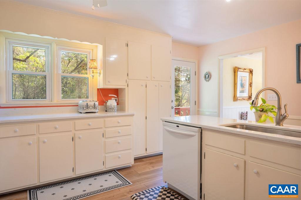 3630 GLENAIRE DR, CHARLOTTESVILLE, Virginia 22901, 4 Bedrooms Bedrooms, ,3 BathroomsBathrooms,Residential,For sale,3630 GLENAIRE DR,670214 MLS # 670214