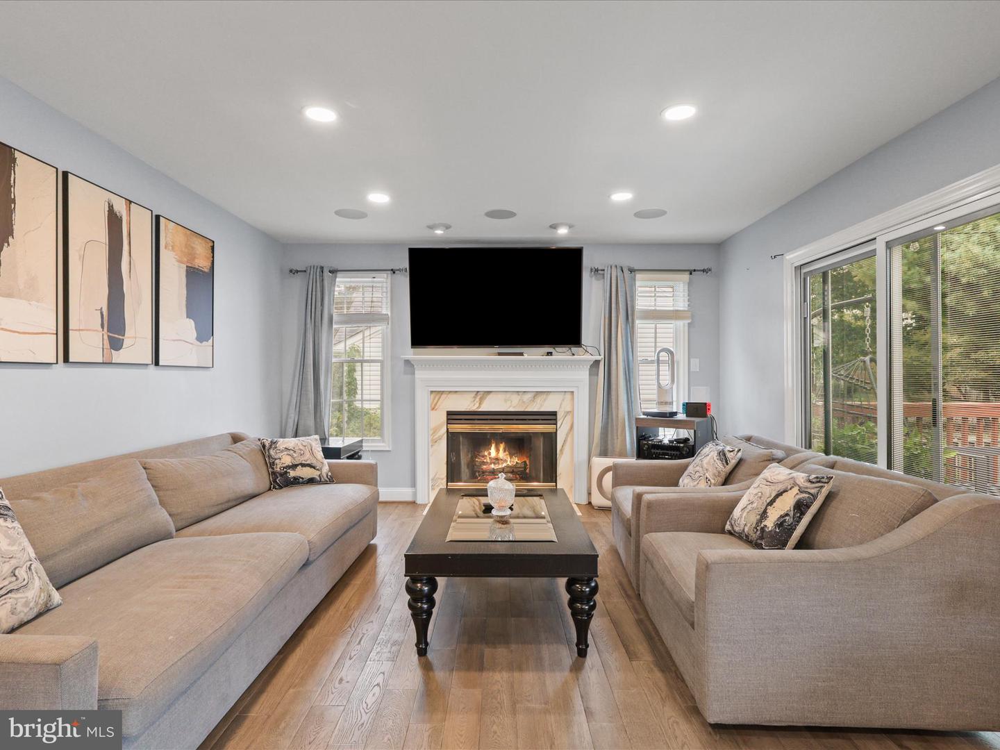 6488 PALISADES DR, CENTREVILLE, Virginia 20121, 4 Bedrooms Bedrooms, ,3 BathroomsBathrooms,Residential,For sale,6488 PALISADES DR,VAFX2275332 MLS # VAFX2275332