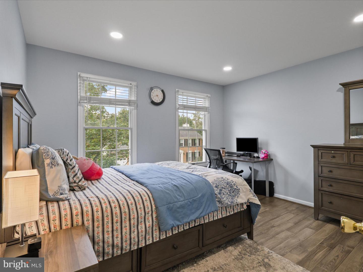 6488 PALISADES DR, CENTREVILLE, Virginia 20121, 4 Bedrooms Bedrooms, ,3 BathroomsBathrooms,Residential,For sale,6488 PALISADES DR,VAFX2275332 MLS # VAFX2275332