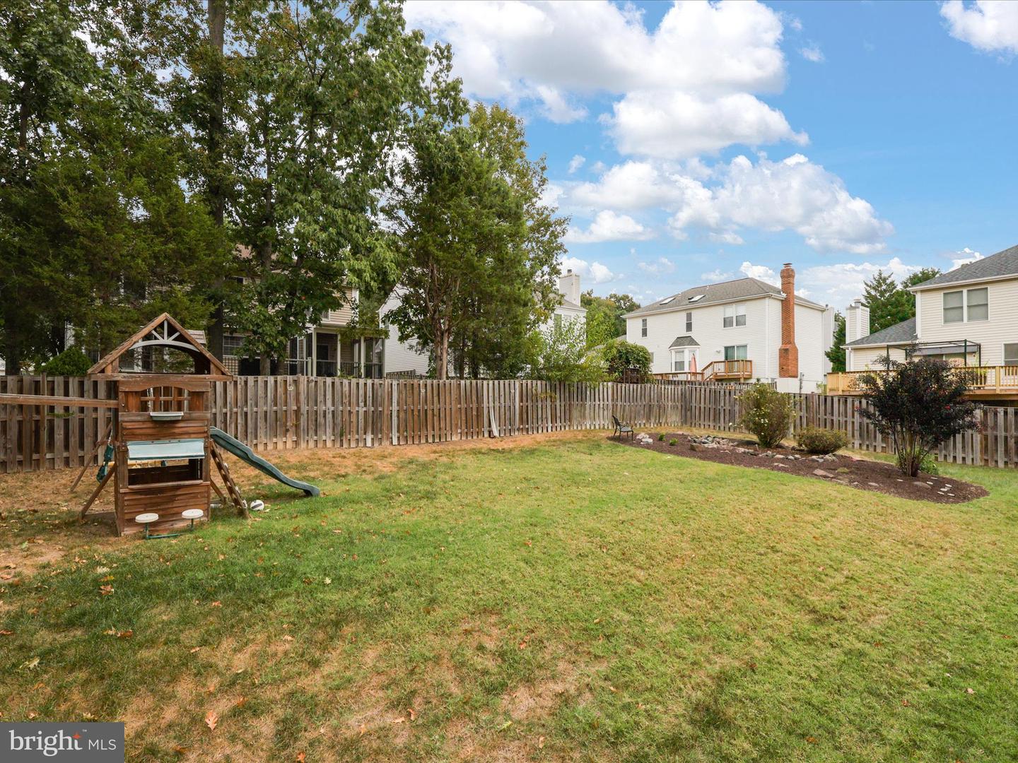 6488 PALISADES DR, CENTREVILLE, Virginia 20121, 4 Bedrooms Bedrooms, ,3 BathroomsBathrooms,Residential,For sale,6488 PALISADES DR,VAFX2275332 MLS # VAFX2275332