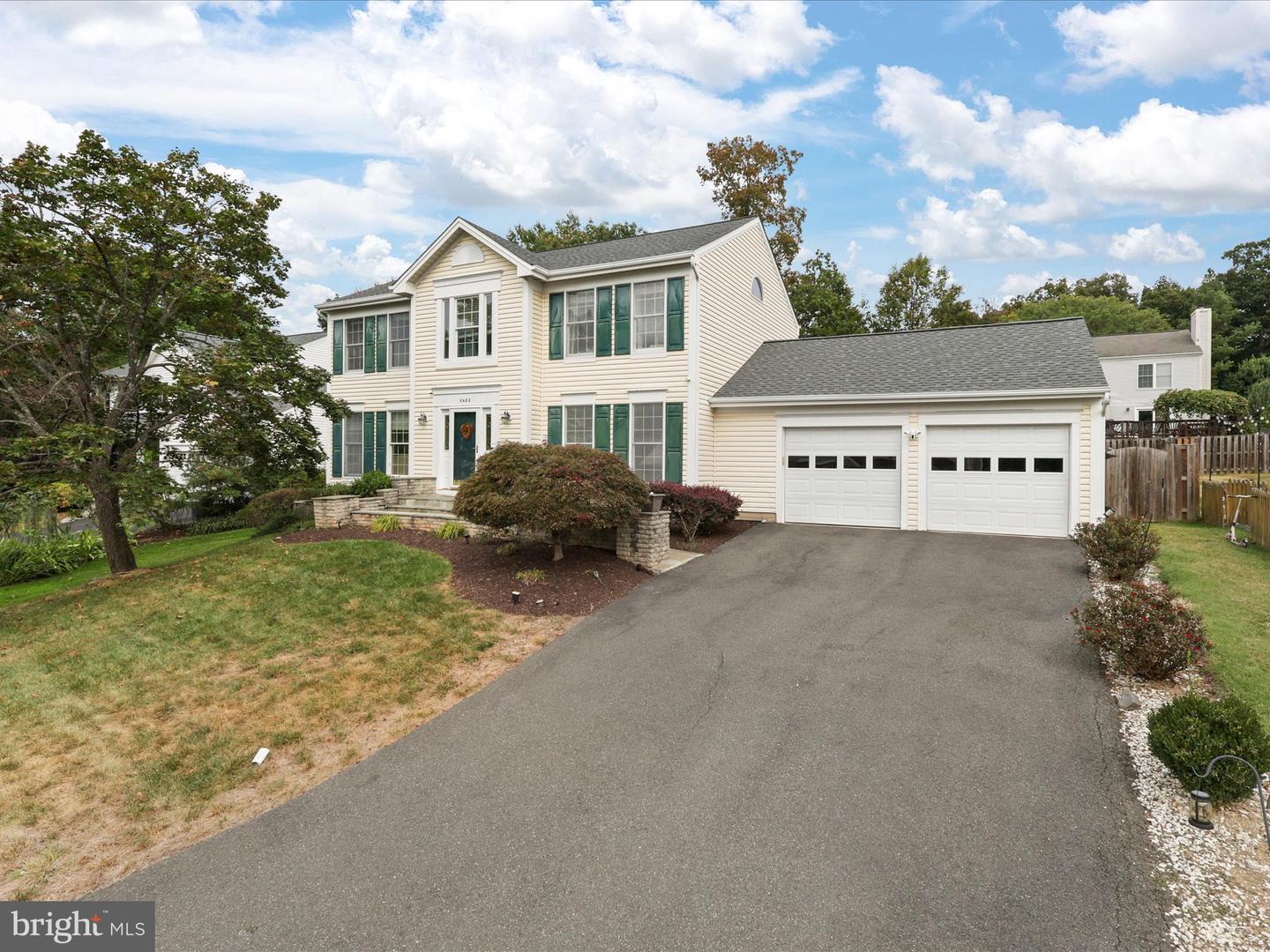 6488 PALISADES DR, CENTREVILLE, Virginia 20121, 4 Bedrooms Bedrooms, ,3 BathroomsBathrooms,Residential,For sale,6488 PALISADES DR,VAFX2275332 MLS # VAFX2275332