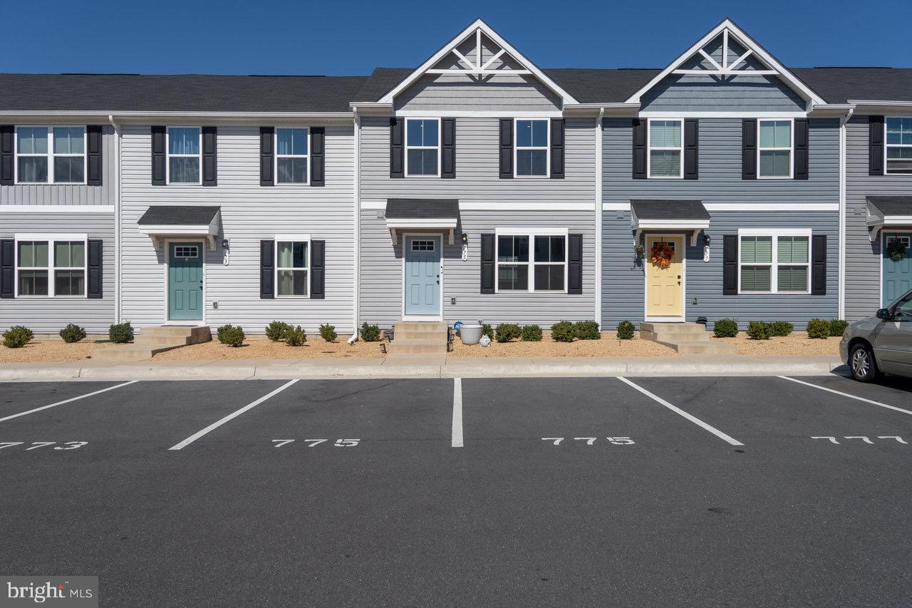 775 CARSON CIR, GROTTOES, Virginia 24441, 3 Bedrooms Bedrooms, ,2 BathroomsBathrooms,Residential,For sale,775 CARSON CIR,VARO2002654 MLS # VARO2002654