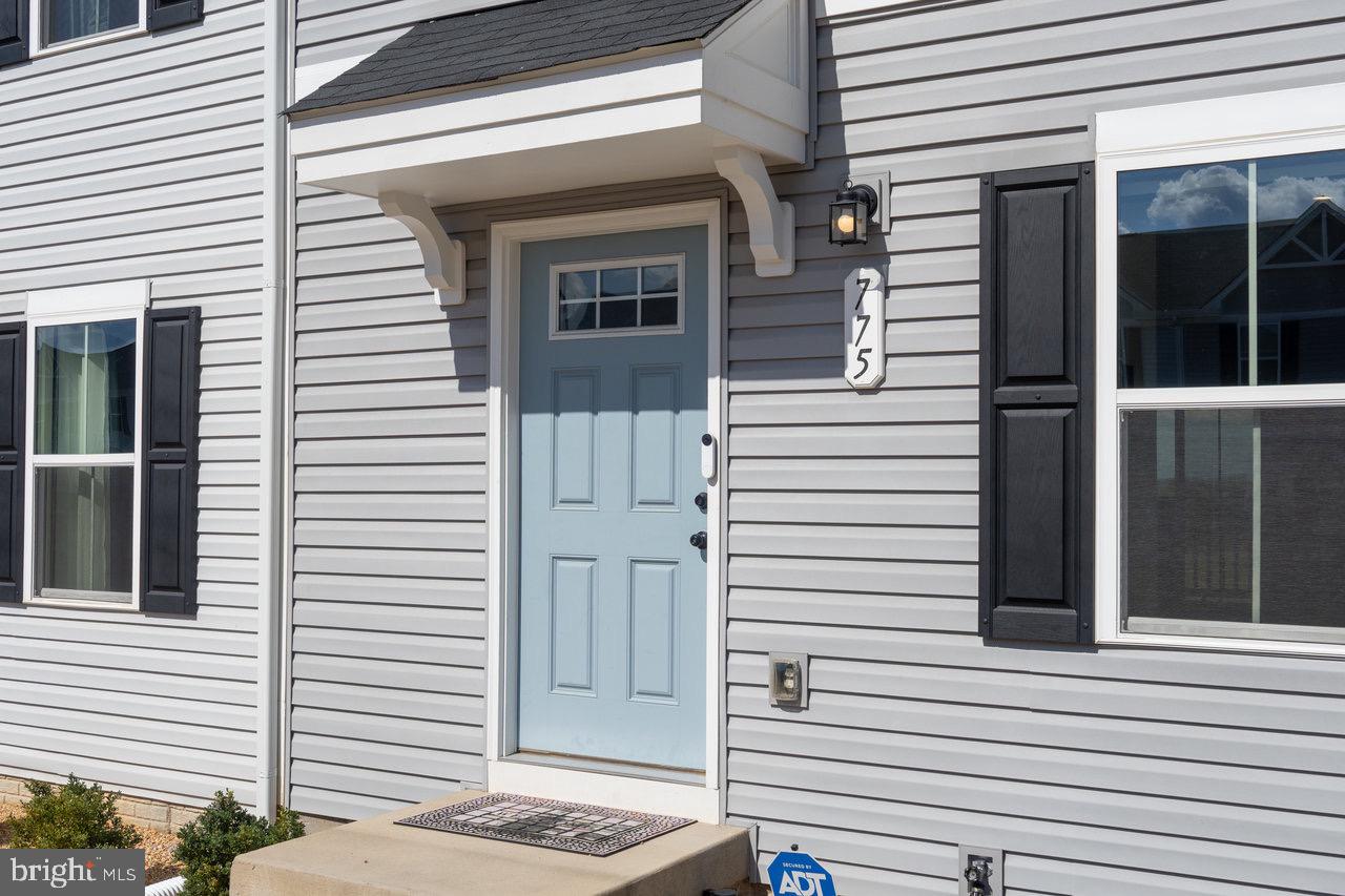 775 CARSON CIR, GROTTOES, Virginia 24441, 3 Bedrooms Bedrooms, ,2 BathroomsBathrooms,Residential,For sale,775 CARSON CIR,VARO2002654 MLS # VARO2002654