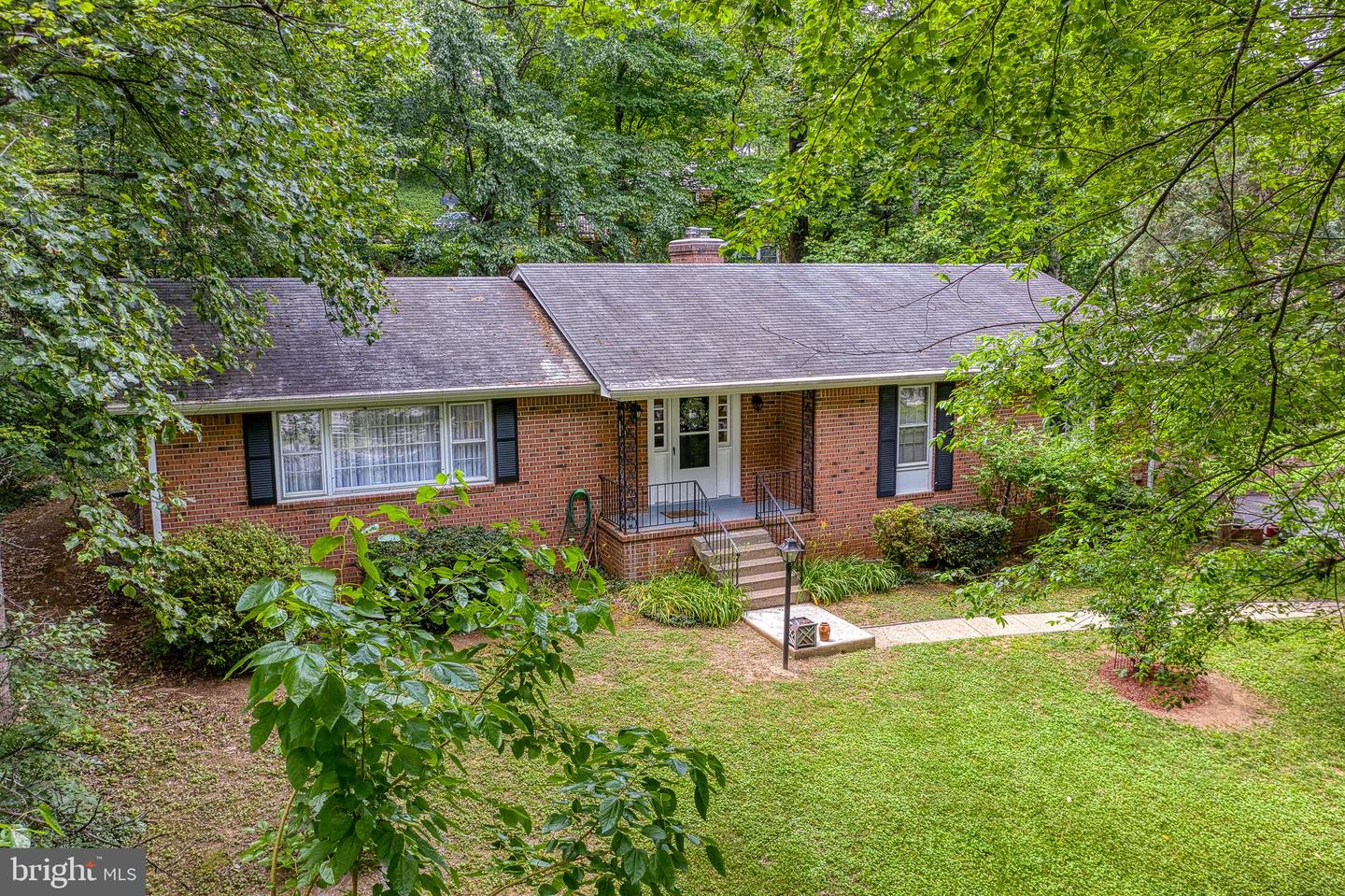 18305 FOX MOUNTAIN LN, CULPEPER, Virginia 22701, 3 Bedrooms Bedrooms, ,2 BathroomsBathrooms,Residential,For sale,18305 FOX MOUNTAIN LN,VACU2011846 MLS # VACU2011846