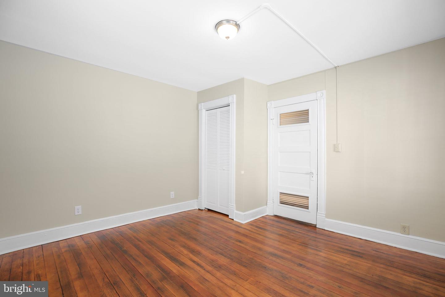420 DUNMORE ST, FREDERICKSBURG, Virginia 22401, 3 Bedrooms Bedrooms, ,2 BathroomsBathrooms,Residential,For sale,420 DUNMORE ST,VAFB2009152 MLS # VAFB2009152