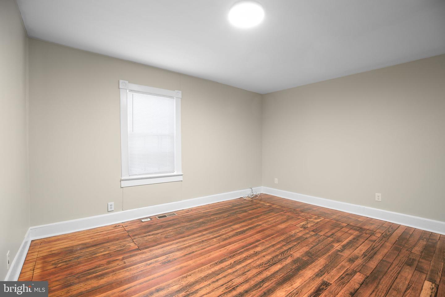 420 DUNMORE ST, FREDERICKSBURG, Virginia 22401, 3 Bedrooms Bedrooms, ,2 BathroomsBathrooms,Residential,For sale,420 DUNMORE ST,VAFB2009152 MLS # VAFB2009152