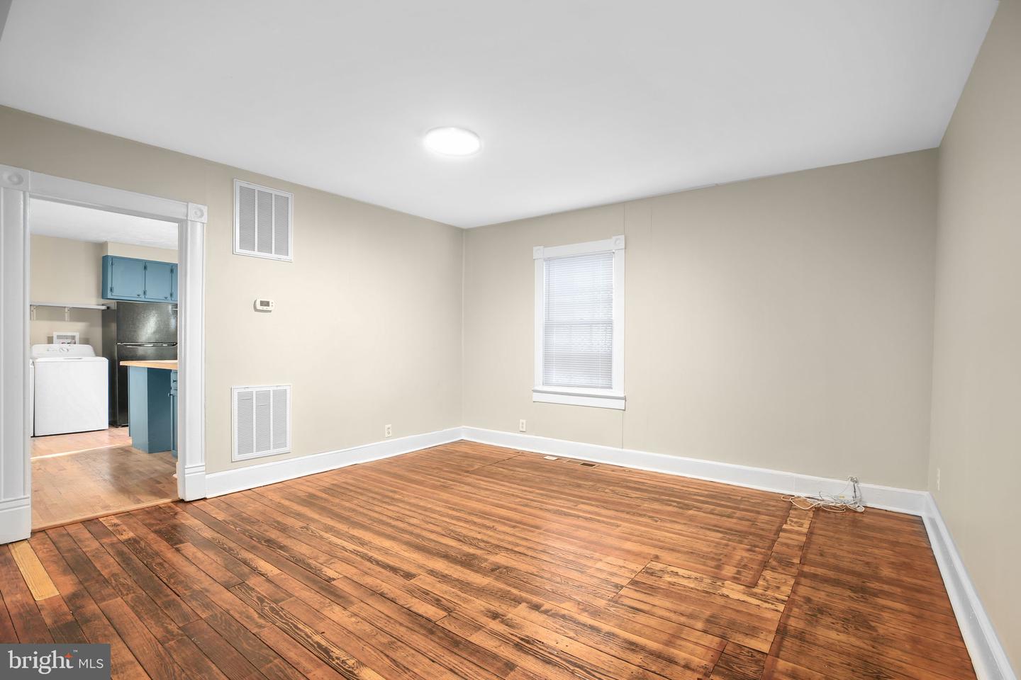 420 DUNMORE ST, FREDERICKSBURG, Virginia 22401, 3 Bedrooms Bedrooms, ,2 BathroomsBathrooms,Residential,For sale,420 DUNMORE ST,VAFB2009152 MLS # VAFB2009152