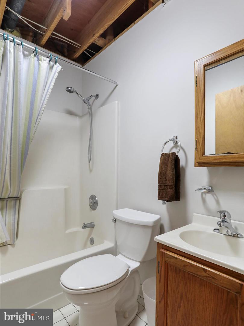 13437 BRISTOW RD, NOKESVILLE, Virginia 20181, 4 Bedrooms Bedrooms, 7 Rooms Rooms,3 BathroomsBathrooms,Residential,For sale,13437 BRISTOW RD,VAPW2106370 MLS # VAPW2106370