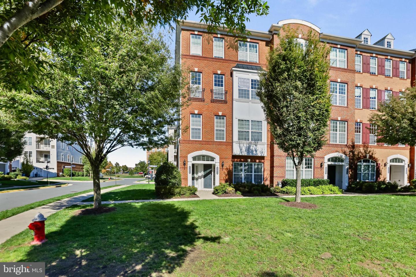 43011 CLARKS MILL TER, ASHBURN, Virginia 20148, 3 Bedrooms Bedrooms, ,2 BathroomsBathrooms,Residential,For sale,43011 CLARKS MILL TER,VALO2109318 MLS # VALO2109318