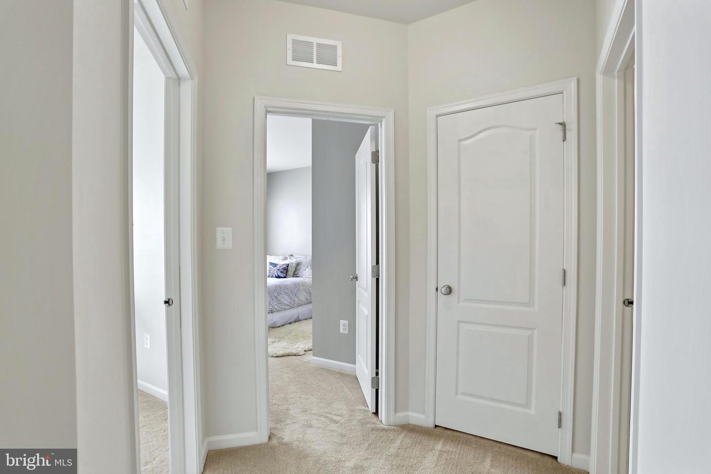 43011 CLARKS MILL TER, ASHBURN, Virginia 20148, 3 Bedrooms Bedrooms, ,2 BathroomsBathrooms,Residential,For sale,43011 CLARKS MILL TER,VALO2109318 MLS # VALO2109318