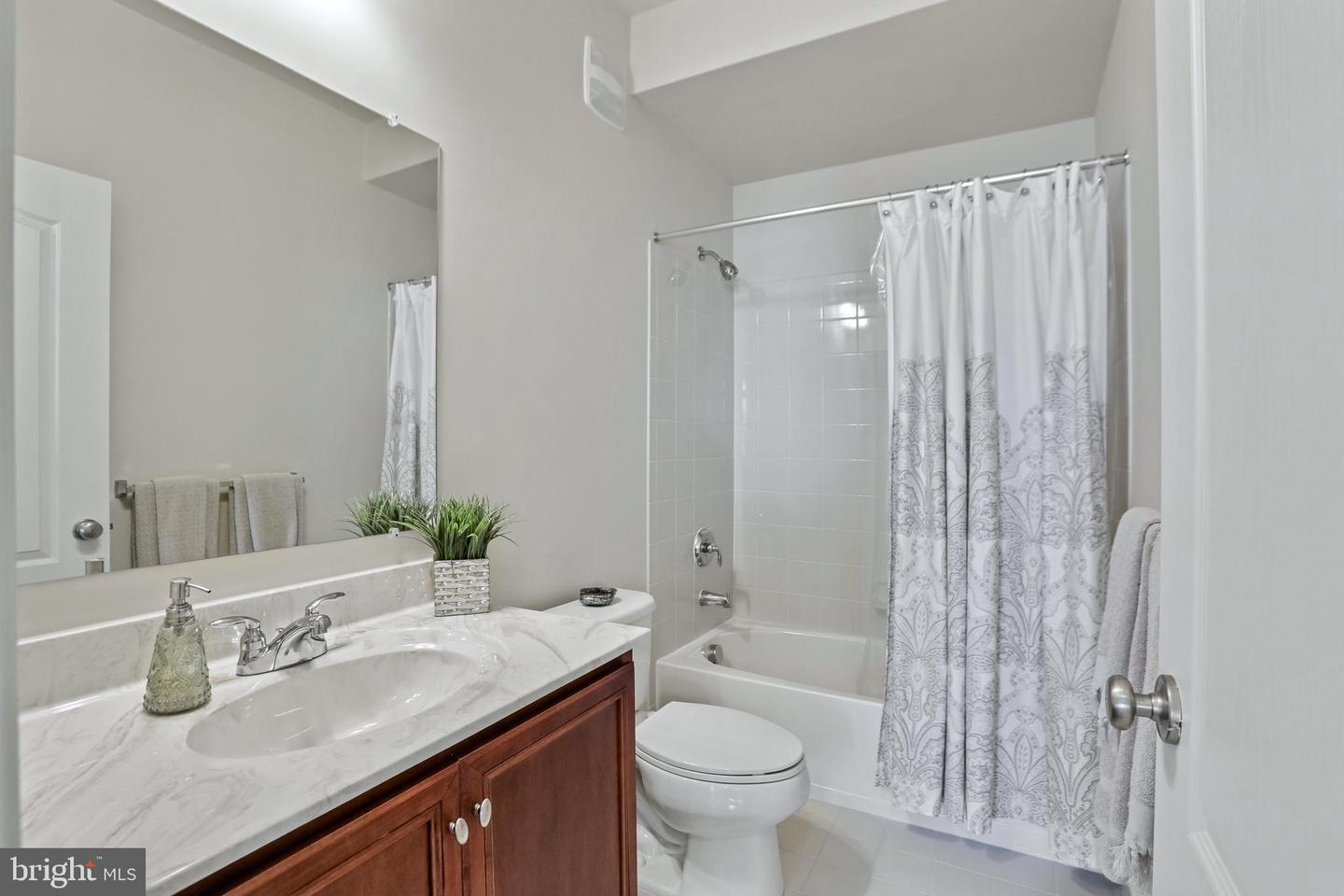 43011 CLARKS MILL TER, ASHBURN, Virginia 20148, 3 Bedrooms Bedrooms, ,2 BathroomsBathrooms,Residential,For sale,43011 CLARKS MILL TER,VALO2109318 MLS # VALO2109318