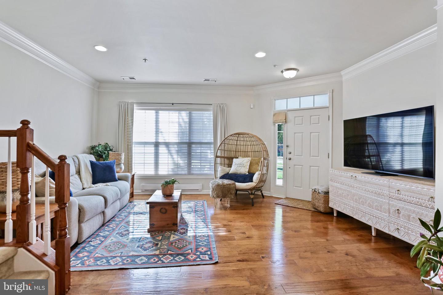 43011 CLARKS MILL TER, ASHBURN, Virginia 20148, 3 Bedrooms Bedrooms, ,2 BathroomsBathrooms,Residential,For sale,43011 CLARKS MILL TER,VALO2109318 MLS # VALO2109318