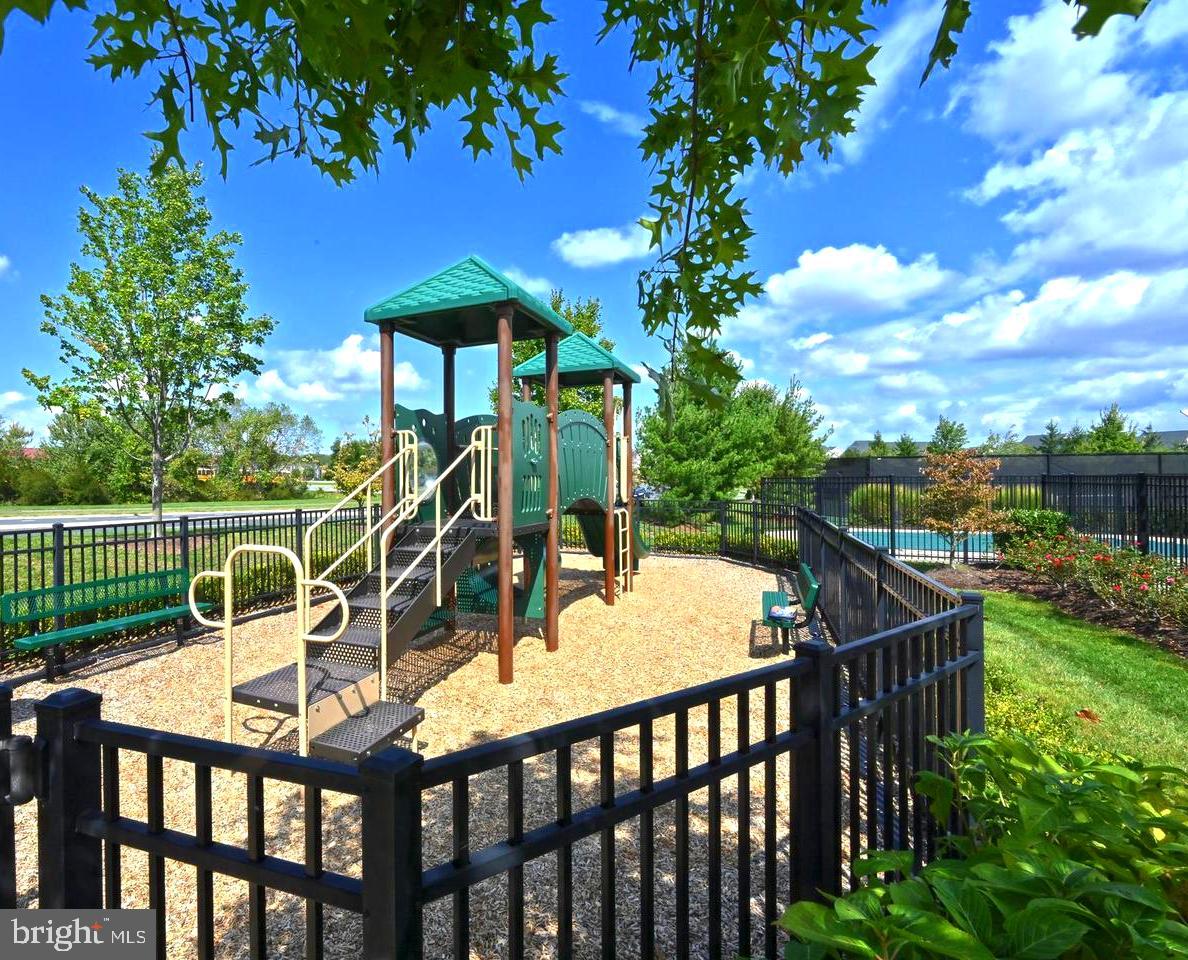 43011 CLARKS MILL TER, ASHBURN, Virginia 20148, 3 Bedrooms Bedrooms, ,2 BathroomsBathrooms,Residential,For sale,43011 CLARKS MILL TER,VALO2109318 MLS # VALO2109318