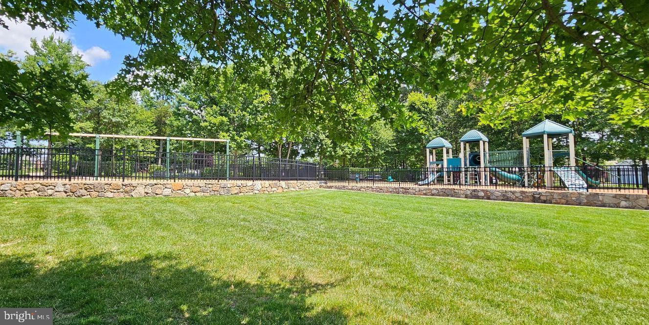 43011 CLARKS MILL TER, ASHBURN, Virginia 20148, 3 Bedrooms Bedrooms, ,2 BathroomsBathrooms,Residential,For sale,43011 CLARKS MILL TER,VALO2109318 MLS # VALO2109318