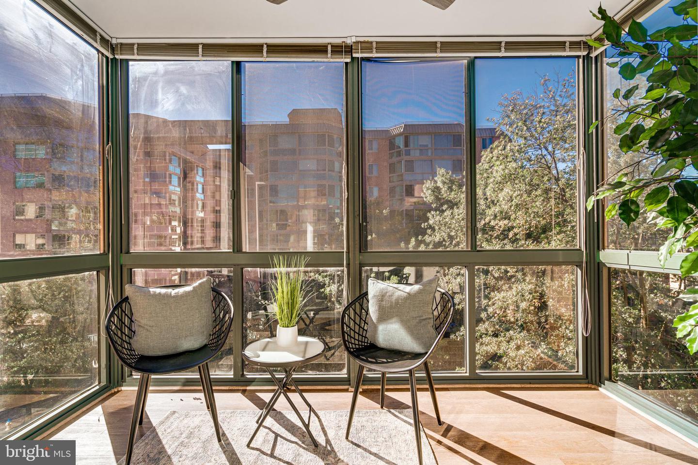 1045 N UTAH ST #506, ARLINGTON, Virginia 22201, 1 Bedroom Bedrooms, ,1 BathroomBathrooms,Residential,For sale,1045 N UTAH ST #506,VAAR2065172 MLS # VAAR2065172