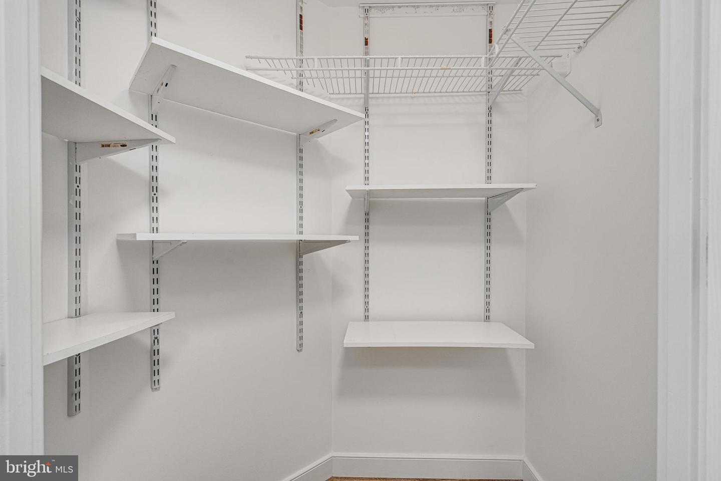 1045 N UTAH ST #506, ARLINGTON, Virginia 22201, 1 Bedroom Bedrooms, ,1 BathroomBathrooms,Residential,For sale,1045 N UTAH ST #506,VAAR2065172 MLS # VAAR2065172