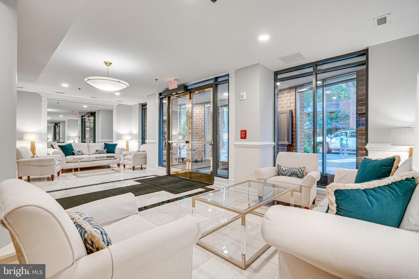 1045 N UTAH ST #506, ARLINGTON, Virginia 22201, 1 Bedroom Bedrooms, ,1 BathroomBathrooms,Residential,For sale,1045 N UTAH ST #506,VAAR2065172 MLS # VAAR2065172