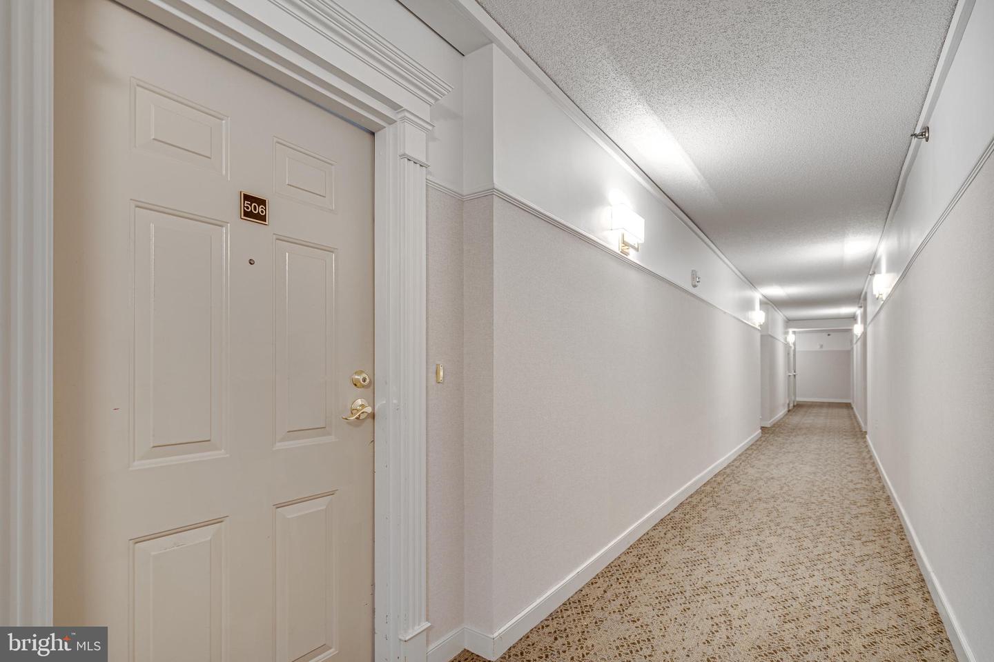 1045 N UTAH ST #506, ARLINGTON, Virginia 22201, 1 Bedroom Bedrooms, ,1 BathroomBathrooms,Residential,For sale,1045 N UTAH ST #506,VAAR2065172 MLS # VAAR2065172