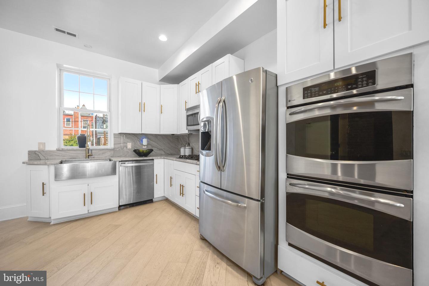 41 R ST NW, WASHINGTON, District Of Columbia 20001, 2 Bedrooms Bedrooms, ,2 BathroomsBathrooms,Residential,For sale,41 R ST NW,DCDC2227996 MLS # DCDC2227996