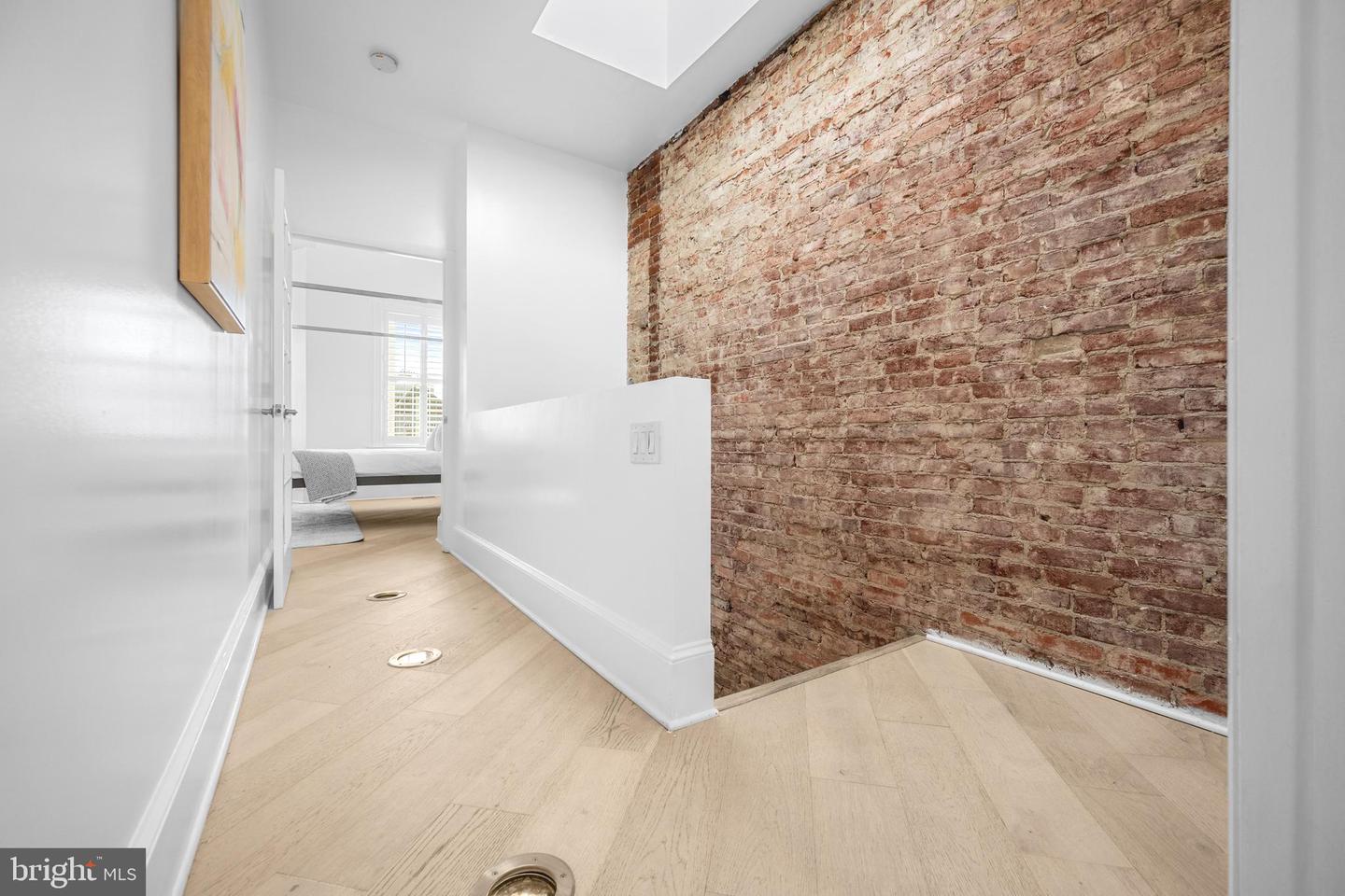 41 R ST NW, WASHINGTON, District Of Columbia 20001, 2 Bedrooms Bedrooms, ,2 BathroomsBathrooms,Residential,For sale,41 R ST NW,DCDC2227996 MLS # DCDC2227996