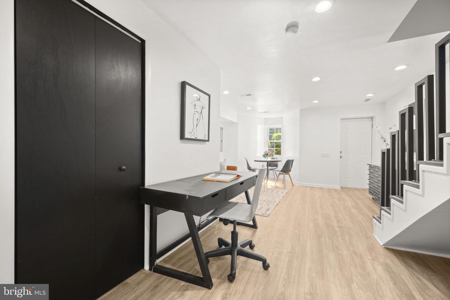 41 R ST NW, WASHINGTON, District Of Columbia 20001, 2 Bedrooms Bedrooms, ,2 BathroomsBathrooms,Residential,For sale,41 R ST NW,DCDC2227996 MLS # DCDC2227996