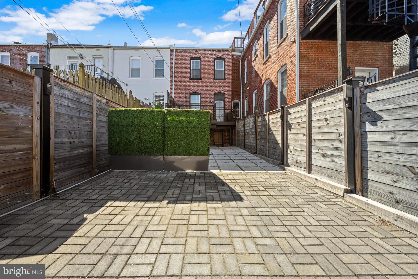 41 R ST NW, WASHINGTON, District Of Columbia 20001, 2 Bedrooms Bedrooms, ,2 BathroomsBathrooms,Residential,For sale,41 R ST NW,DCDC2227996 MLS # DCDC2227996