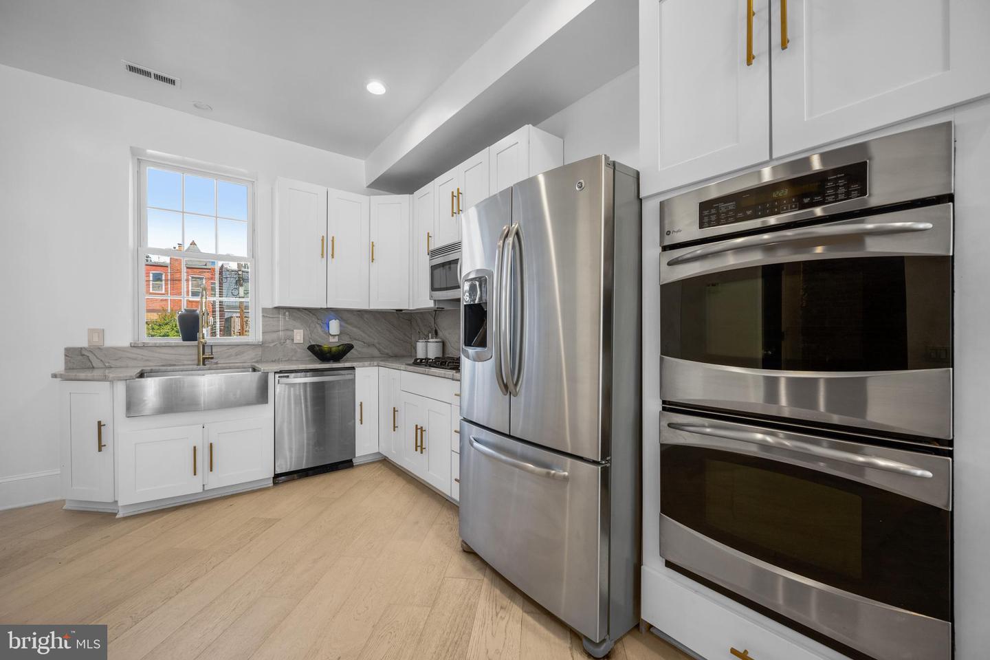 41 R ST NW, WASHINGTON, District Of Columbia 20001, 2 Bedrooms Bedrooms, ,2 BathroomsBathrooms,Residential,For sale,41 R ST NW,DCDC2227996 MLS # DCDC2227996