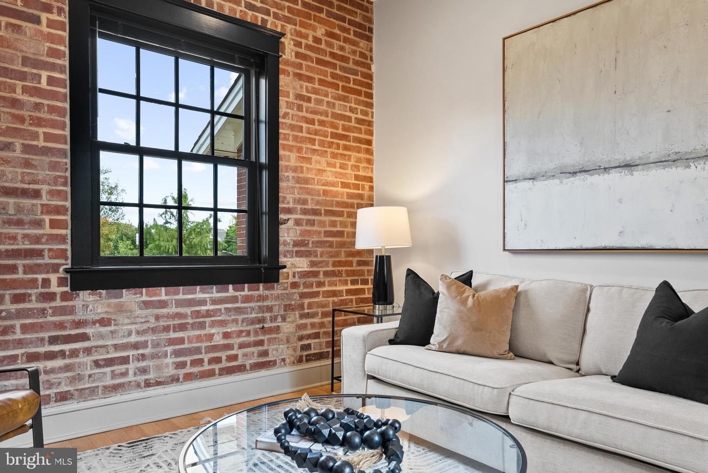 9071 POWER HOUSE RD #102, LORTON, Virginia 22079, 2 Bedrooms Bedrooms, 7 Rooms Rooms,2 BathroomsBathrooms,Residential,For sale,9071 POWER HOUSE RD #102,VAFX2275324 MLS # VAFX2275324