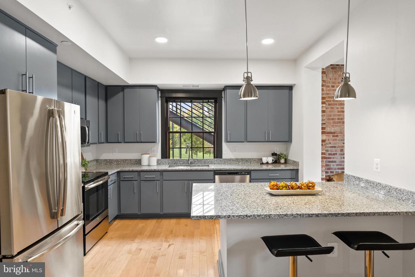 9071 POWER HOUSE RD #102, LORTON, Virginia 22079, 2 Bedrooms Bedrooms, 7 Rooms Rooms,2 BathroomsBathrooms,Residential,For sale,9071 POWER HOUSE RD #102,VAFX2275324 MLS # VAFX2275324
