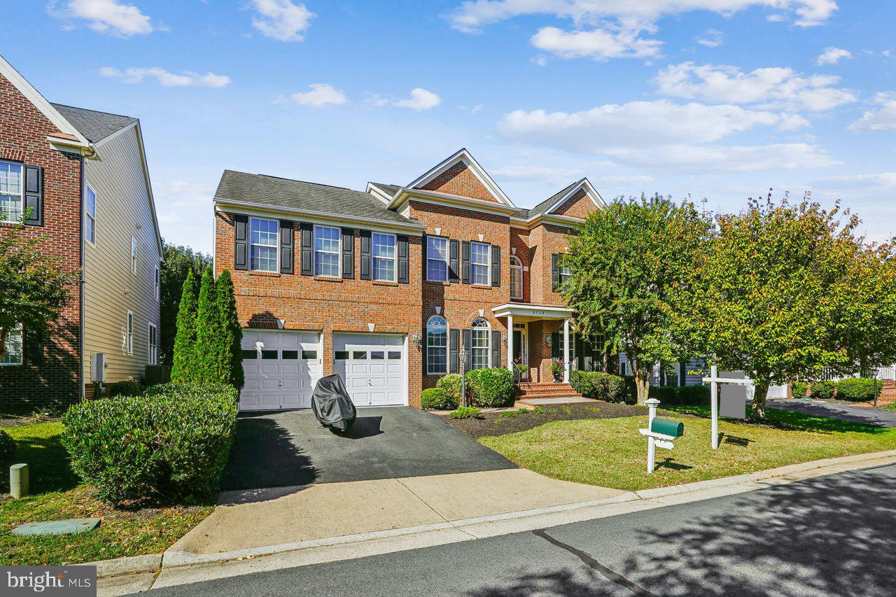 5716 MACINTOSH LOOP, HAYMARKET, Virginia 20169, 4 Bedrooms Bedrooms, ,4 BathroomsBathrooms,Residential,For sale,5716 MACINTOSH LOOP,VAPW2106386 MLS # VAPW2106386