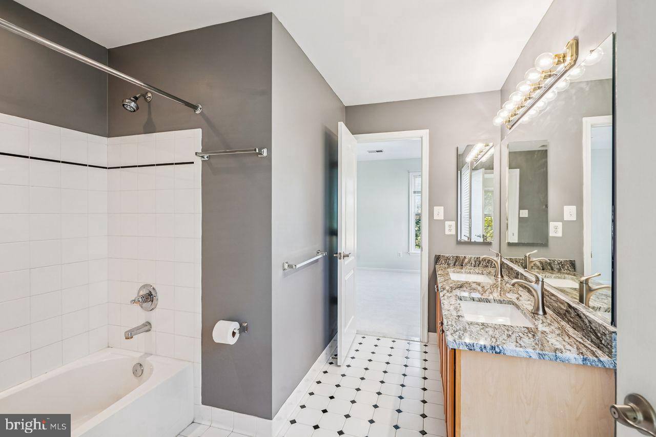 5716 MACINTOSH LOOP, HAYMARKET, Virginia 20169, 4 Bedrooms Bedrooms, ,4 BathroomsBathrooms,Residential,For sale,5716 MACINTOSH LOOP,VAPW2106386 MLS # VAPW2106386