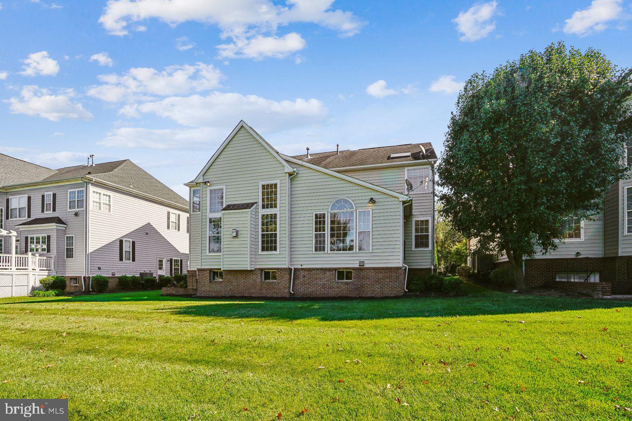 5716 MACINTOSH LOOP, HAYMARKET, Virginia 20169, 4 Bedrooms Bedrooms, ,4 BathroomsBathrooms,Residential,For sale,5716 MACINTOSH LOOP,VAPW2106386 MLS # VAPW2106386