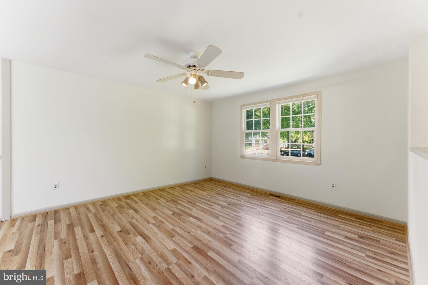 12803 BRIERY RIVER TER, HERNDON, Virginia 20170, 4 Bedrooms Bedrooms, ,2 BathroomsBathrooms,Residential,For sale,12803 BRIERY RIVER TER,VAFX2275344 MLS # VAFX2275344