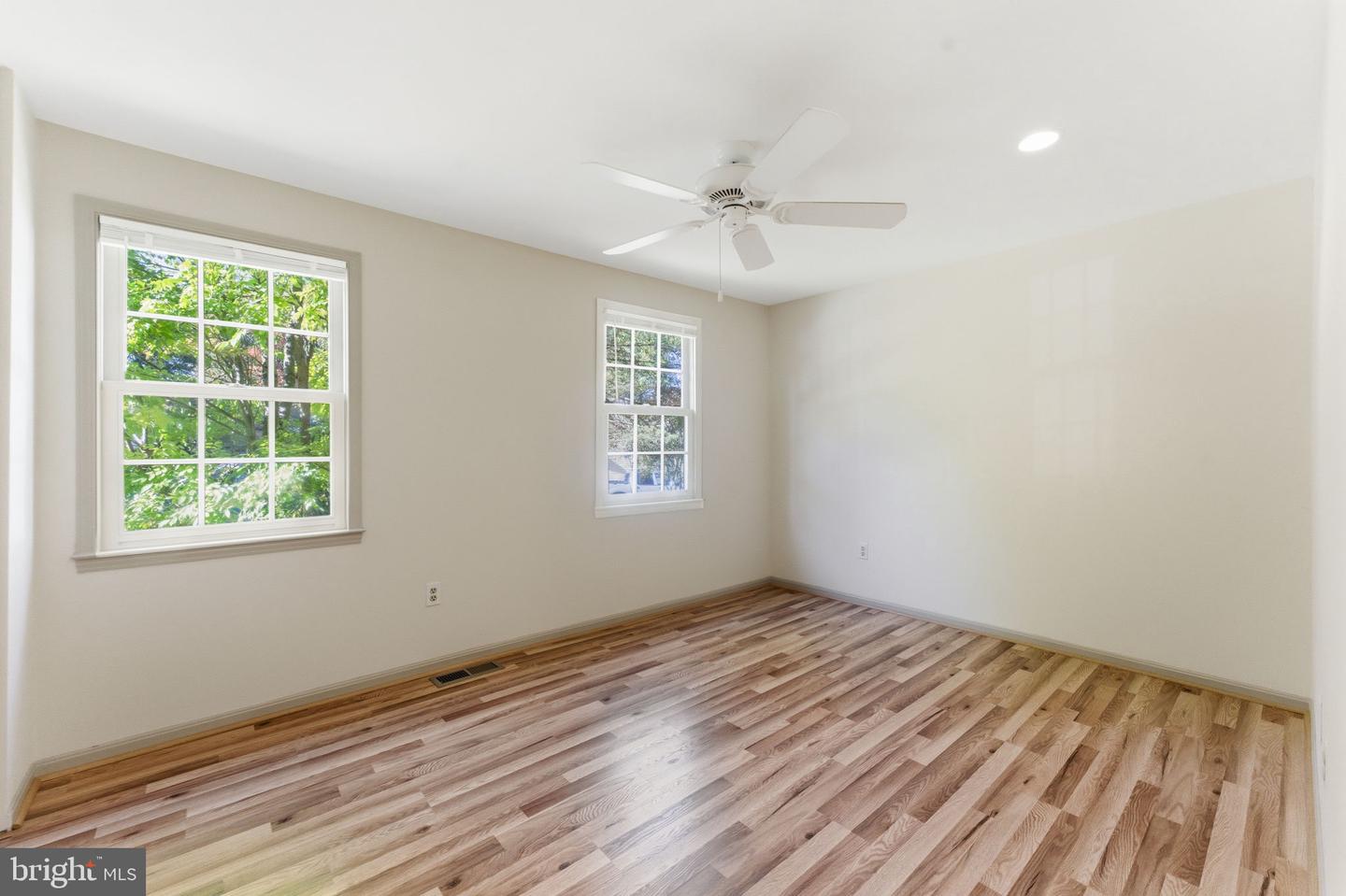 12803 BRIERY RIVER TER, HERNDON, Virginia 20170, 4 Bedrooms Bedrooms, ,2 BathroomsBathrooms,Residential,For sale,12803 BRIERY RIVER TER,VAFX2275344 MLS # VAFX2275344