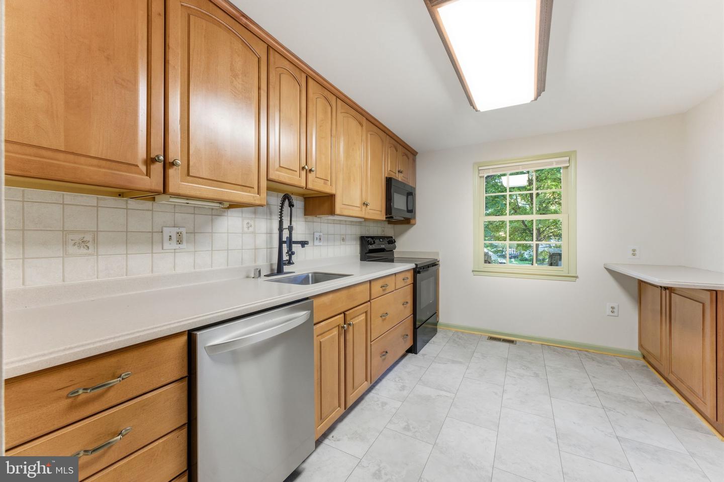 12803 BRIERY RIVER TER, HERNDON, Virginia 20170, 4 Bedrooms Bedrooms, ,2 BathroomsBathrooms,Residential,For sale,12803 BRIERY RIVER TER,VAFX2275344 MLS # VAFX2275344