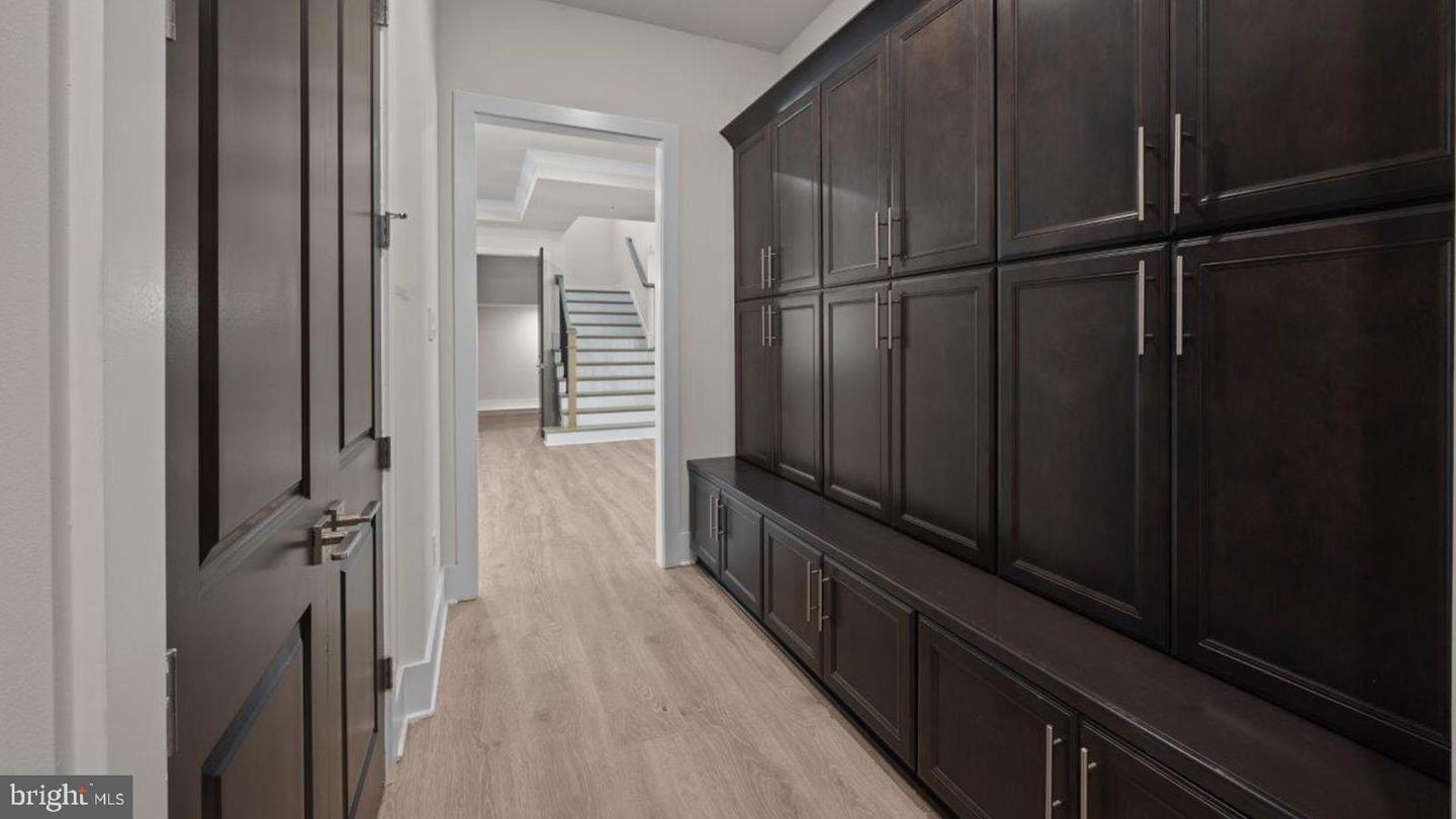 8280 COLLING MANOR CT, ALEXANDRIA, Virginia 22308, 6 Bedrooms Bedrooms, ,6 BathroomsBathrooms,Residential,For sale,8280 COLLING MANOR CT,VAFX2275360 MLS # VAFX2275360
