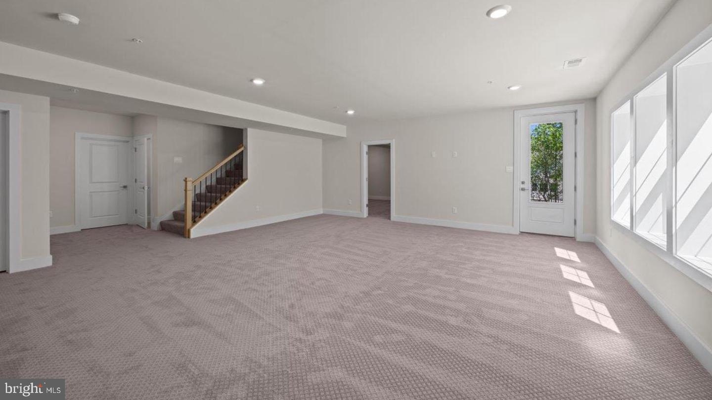 8280 COLLING MANOR CT, ALEXANDRIA, Virginia 22308, 6 Bedrooms Bedrooms, ,6 BathroomsBathrooms,Residential,For sale,8280 COLLING MANOR CT,VAFX2275360 MLS # VAFX2275360